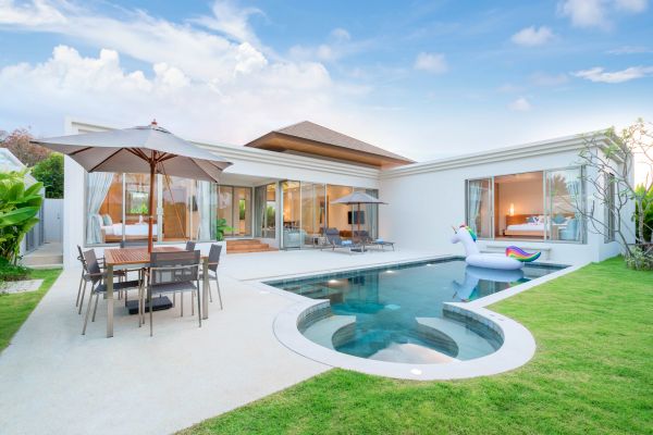 Pool Deck Pouring in Hendersonville